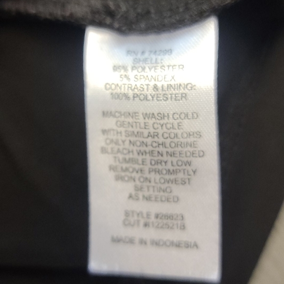 Small Red & Black Dress - Picture 3 of 4